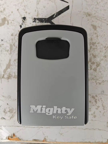 Outdoor Mighty Key Safe. First 50 buyers get free casual leather Bag. Delivered before payment within Accra only.