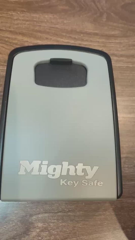 Outdoor Mighty Key Safe. Delivered before payment within Accra only.